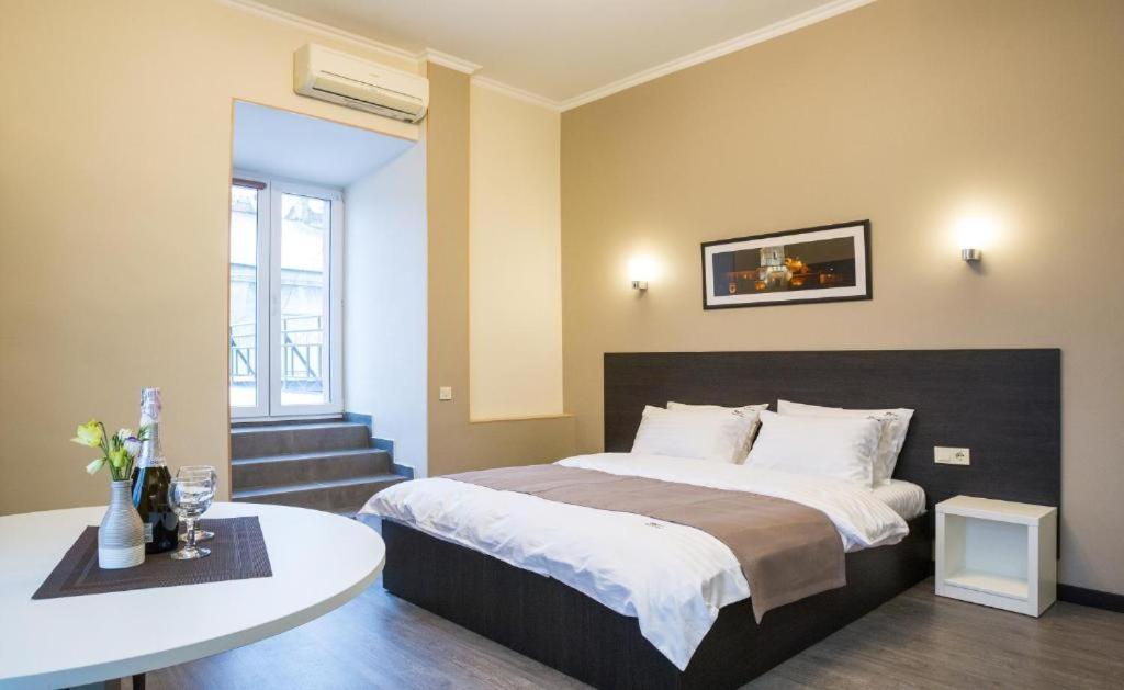 Khreshchatyk Apart Hotel 911 Киев Экстерьер фото